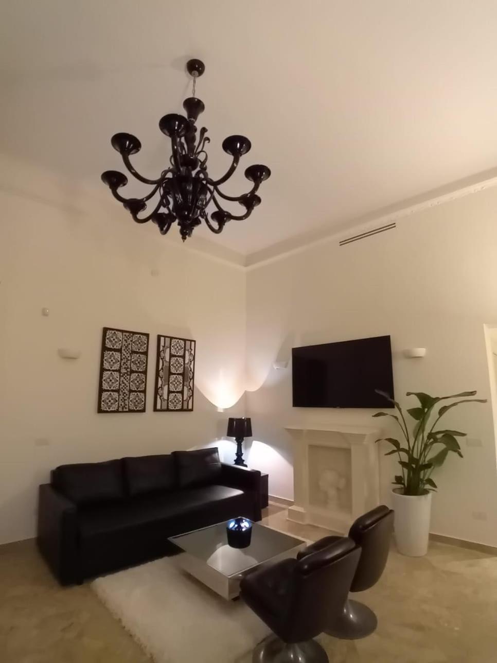 Bari Downtown Luxury Apartment Екстер'єр фото
