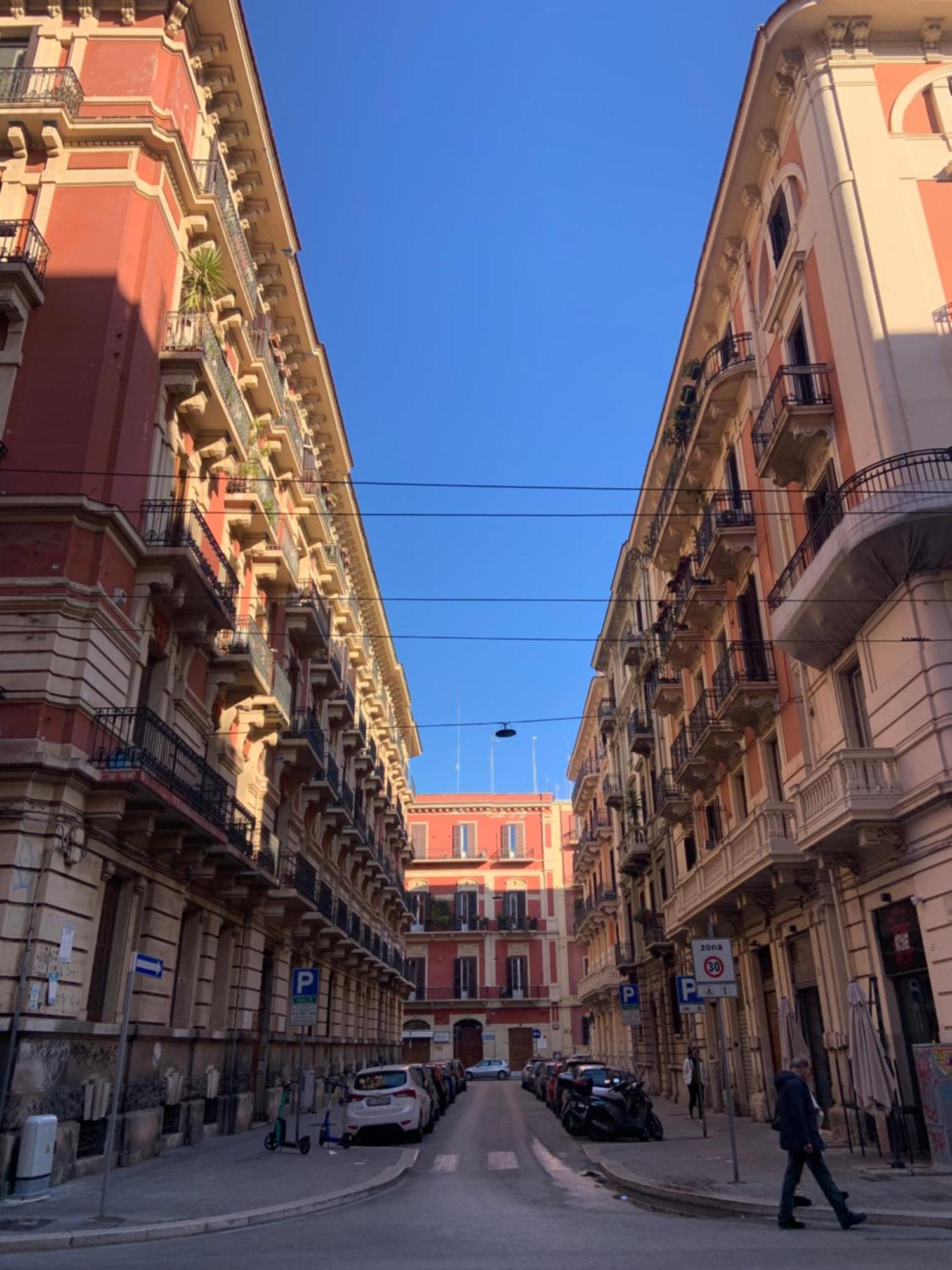 Bari Downtown Luxury Apartment Екстер'єр фото