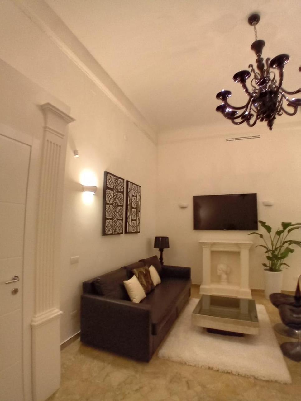 Bari Downtown Luxury Apartment Екстер'єр фото