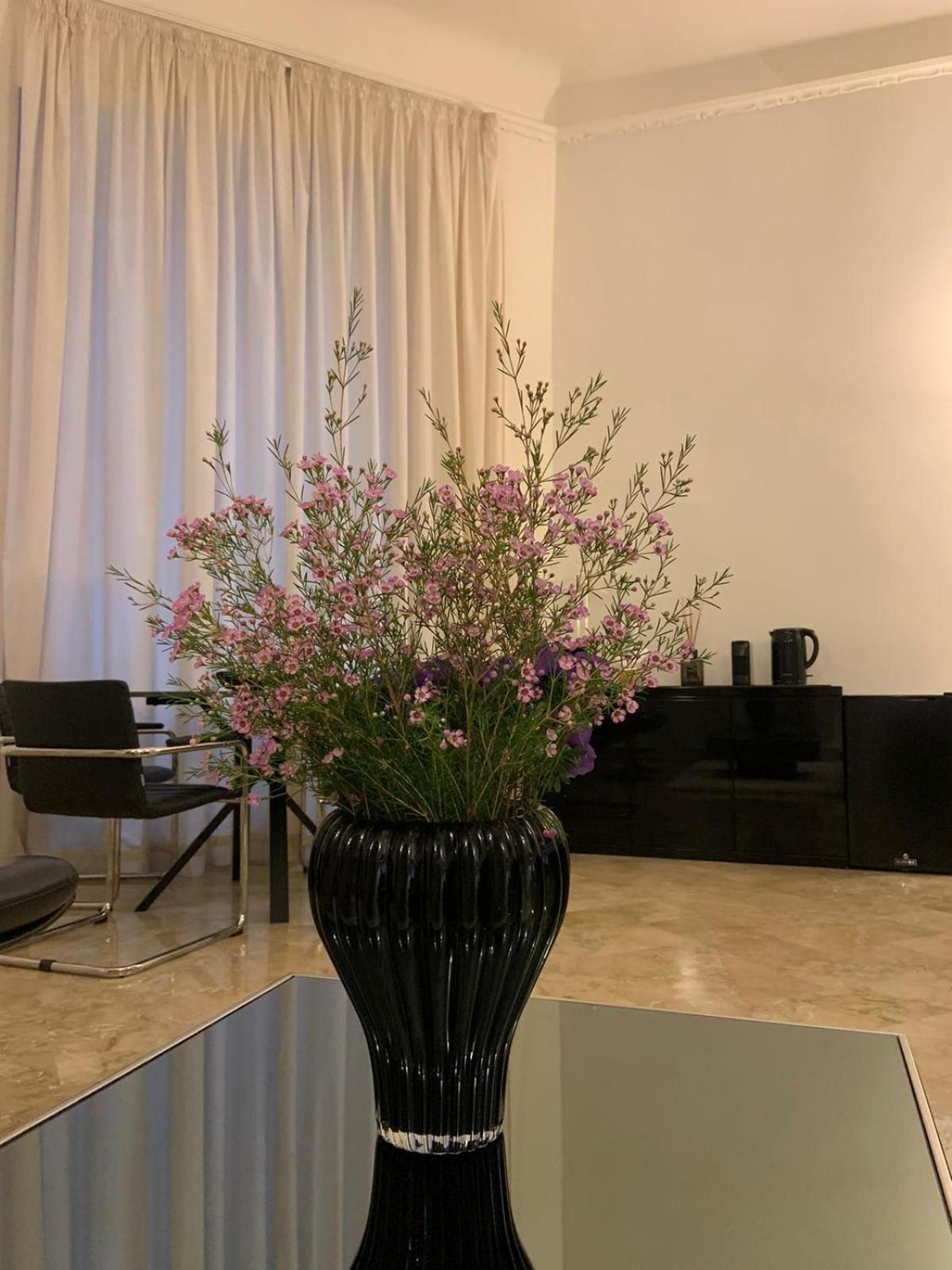 Bari Downtown Luxury Apartment Номер фото
